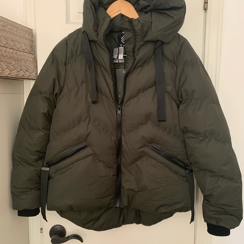 Saint & Sinner Green Women Winter Puffer Jacket
